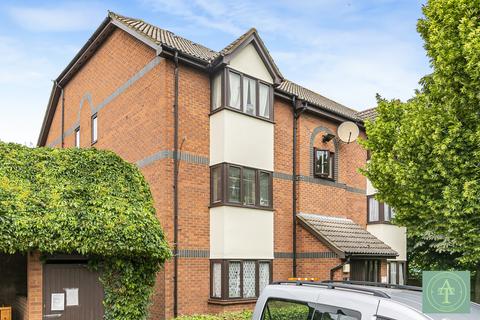 97 Ainsley Close, Edmonton, London, N9 9SH