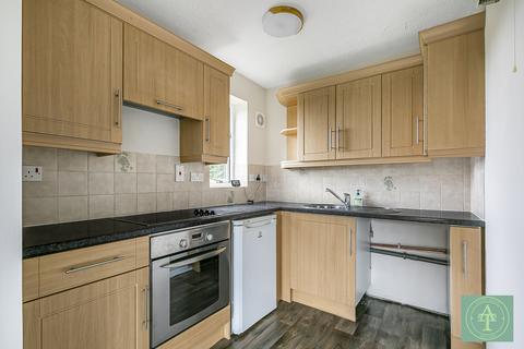 97 Ainsley Close, Edmonton, London, N9 9SH