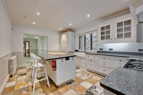 The Lime Brooks Close, Weybridge, KT13 0LX