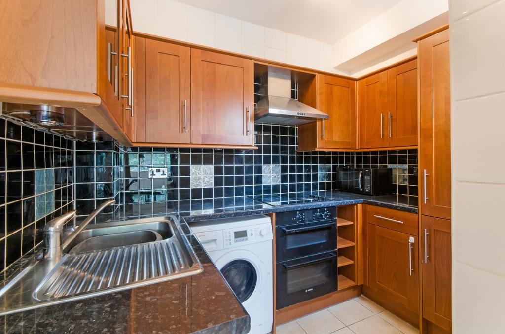 Clare Court, Judd Street, WC1H 2 bed flat - £2,882 pcm (£665 pw)