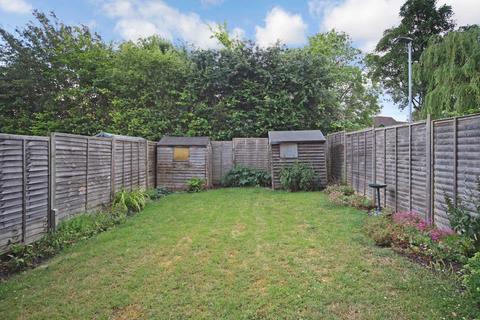 19 Chapel Meadow, Tring, HP23 5HB