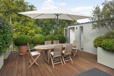 40 Wilton Crescent, London, SW1X 8RX
