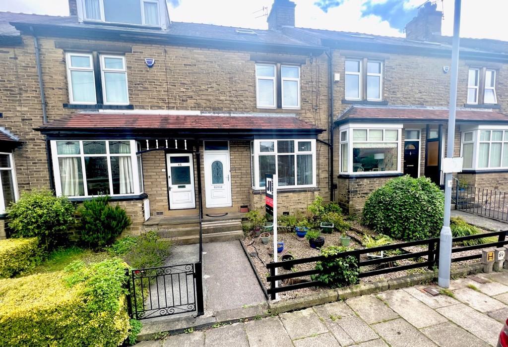 Avondale Road, Shipley, West Yorkshire 3 bed terraced house for sale
