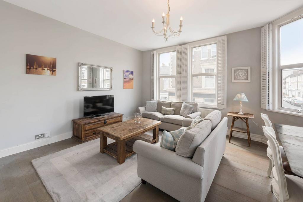 Sudbourne Road, Brixton, London, SW2 3 bed to rent £3,250
