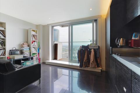 Studio to rent, Pan Peninsula, Canary Wharf, London, E14