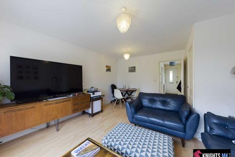 4 Blythebridge, Broughton, Milton Keynes, MK10 7AY