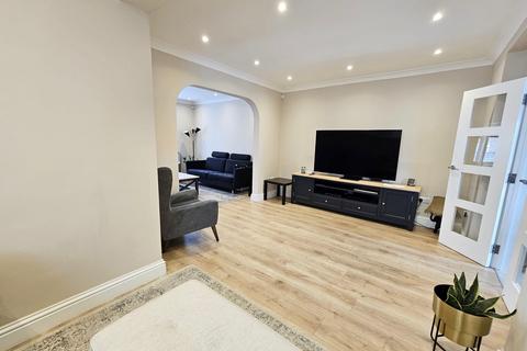 167 Springwell Road, Hounslow, TW5 9BN