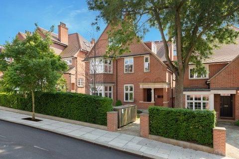 3 bedroom apartment to rent - Kidderpore Avenue, Hampstead, London, NW3