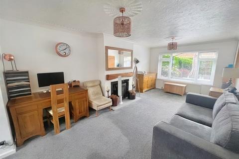 3 bedroom semi-detached house for sale - Northmoor