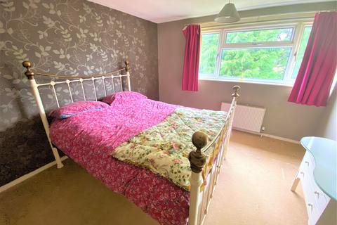 6 Hallfield Crescent, Honington, Grantham, NG32 2PW