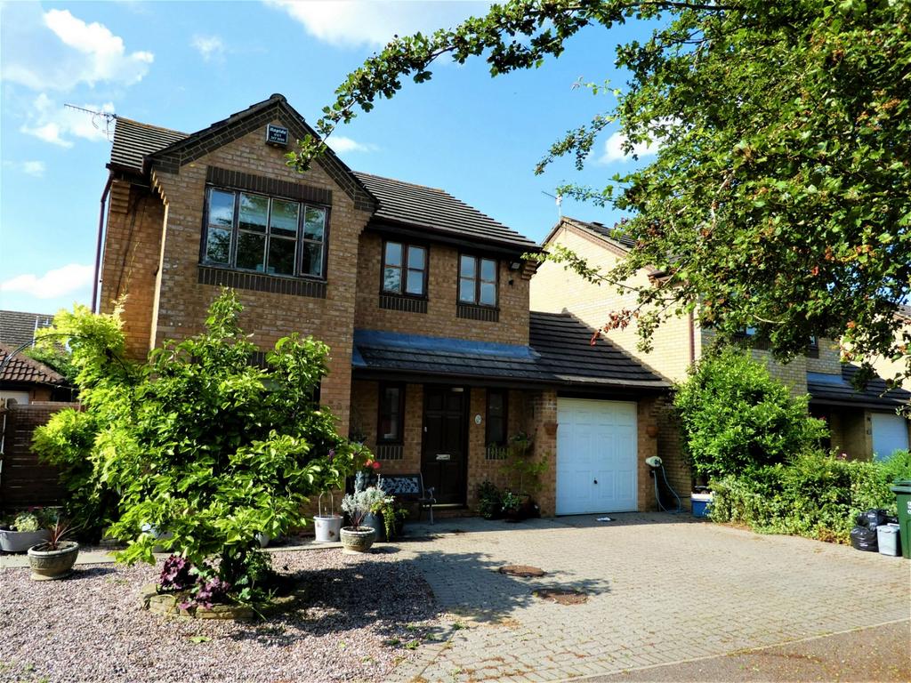 Brinkburn Grove, Banbury 4 bed detached house for sale £415,000