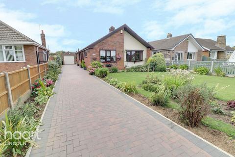 3 bedroom detached bungalow for sale, Mill Lane, Saxilby, Lincoln