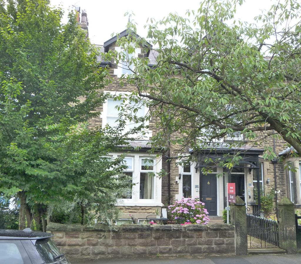West End Avenue, Harrogate, HG2 1 bed flat £725 pcm (£167 pw)
