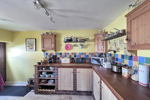 Primrose Cottage, 10 Burn Brae, Twynholm, Kirkcudbright, DG6 4NU