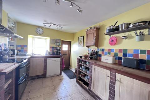 Primrose Cottage, 10 Burn Brae, Twynholm, Kirkcudbright, DG6 4NU