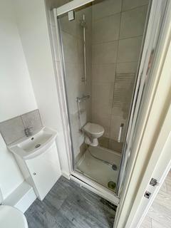 1 bedroom in a flat share to rent, Colonnade House, 201 Sunbridge Road, Bradford, West Yorkshire, BD1