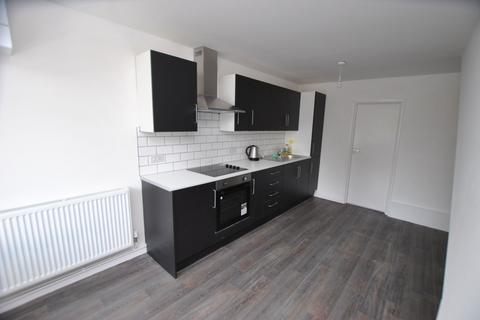 2 bedroom flat to rent - Aberdare CF44