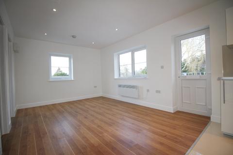 1 bedroom flat to rent, Kings Hedges Road, Cambridge, Cambridgeshire