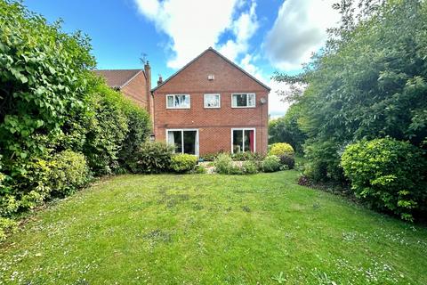 4 bedroom detached house to rent, Princess Way, Beverley, East Riding of Yorkshi, HU17