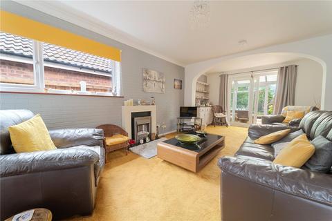 6 Ash Ground Close, Brantham, Manningtree, CO11 1TY