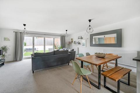 39 Garnstone Drive, Weobley, Hereford, HR4 8TH