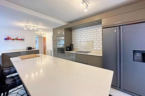 54 Broadfern Road, Knowle, Solihull, B93 9DD