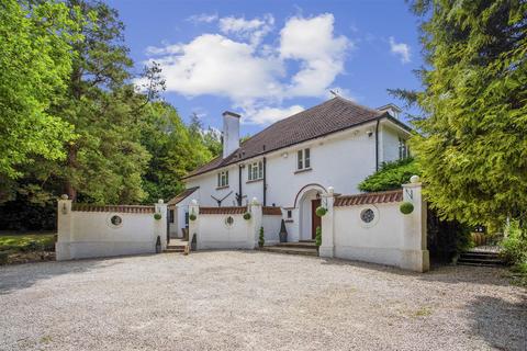6 bedroom detached house for sale - Margery Grove, Lower Kingswood, Surrey