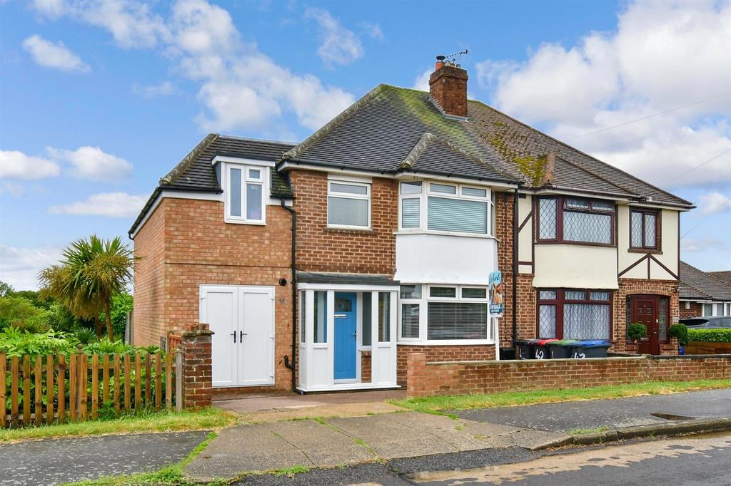 Swalecliffe Road, Whitstable, Kent 4 bed semidetached house for sale