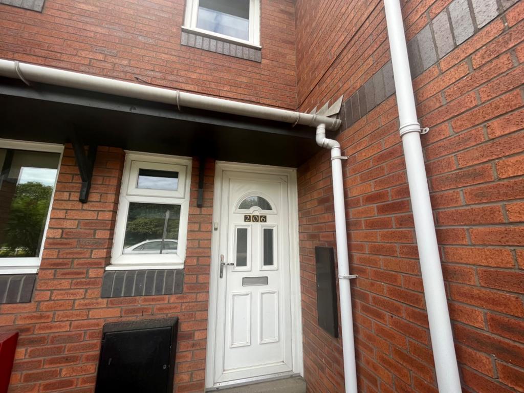 South Eldon Street, South Shields 2 bed flat £550 pcm (£127 pw)