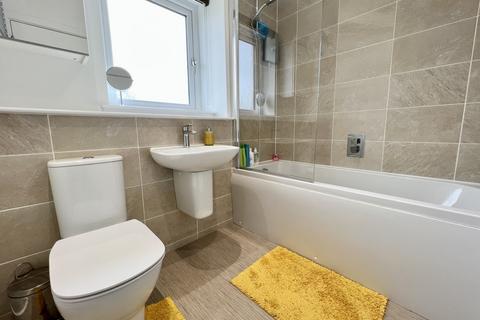 6 Auldlea Gardens, Beith, KA15 2EP