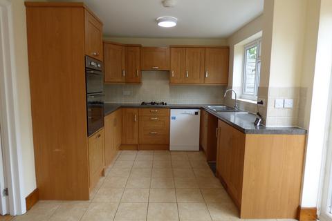 3 bedroom terraced house to rent, West View, Uckfield TN22