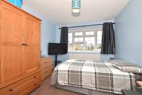 10 Caroline Close, Whitstable, CT5 4TT