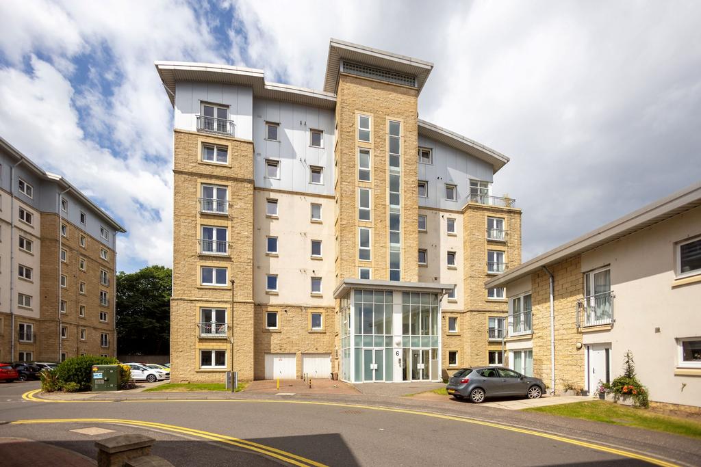 Pilrig Heights, Edinburgh, Pilrig, EH6 5BF 2 bed apartment for sale £