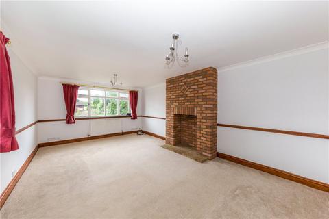 4 bedroom detached house to rent, St. Albans Road, Codicote, Hitchin, Hertfordshire
