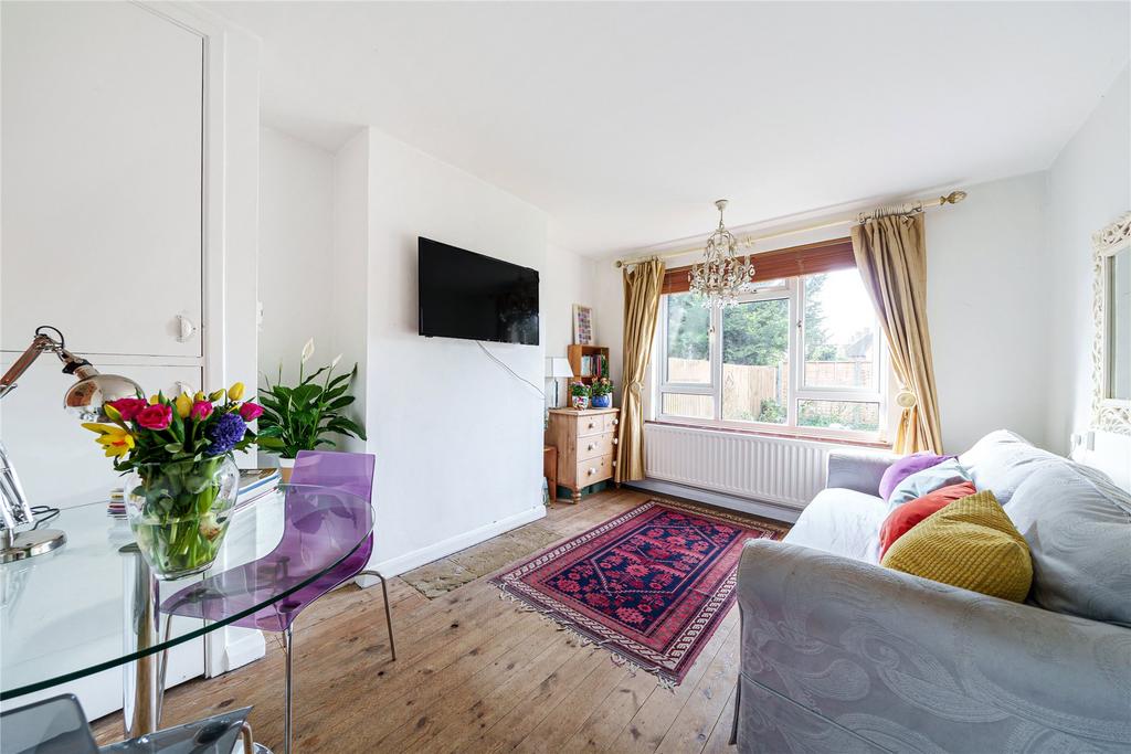 Ripley, Surrey, GU23 1 bed bungalow for sale £375,000