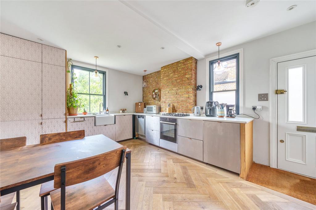 Kitchen/Breakfast