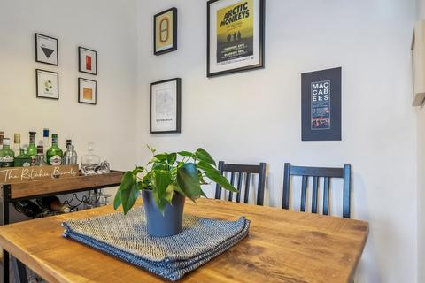 Flat 2/1, 138 Sinclair Drive, Glasgow, G42 9SN