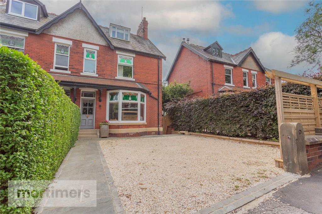 Ribchester Road, Wilpshire, Blackburn, Lancashire, BB1 4 bed semi