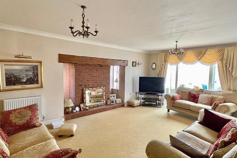 5 bedroom detached house for sale, Threlfall Drive, Bewdley, Worcestershire DY12