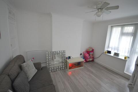 1 bedroom apartment for sale, Lampeter House,Kingsbridge Circus