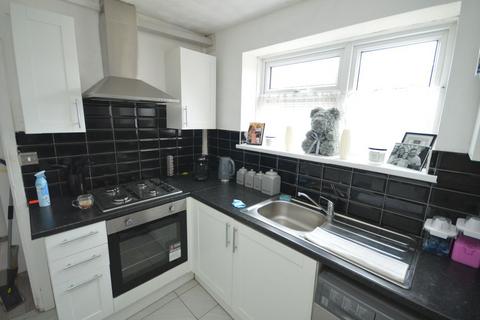 1 bedroom apartment for sale, Lampeter House,Kingsbridge Circus