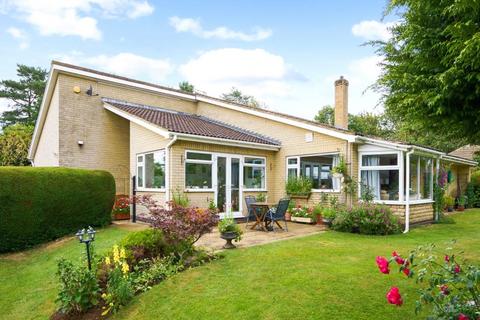 3 bedroom bungalow for sale, Cedar Lodge, Brinkhill, Louth, Lincolnshire, LN11