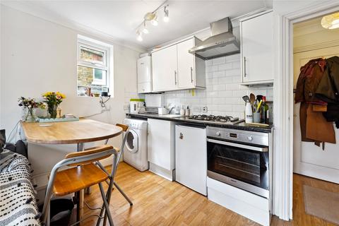 1 bedroom apartment for sale, Kelmscott Road, London, SW11