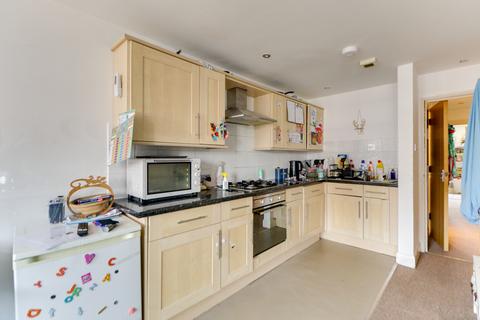 2 bedroom apartment for sale, Victoria Road South, Southsea