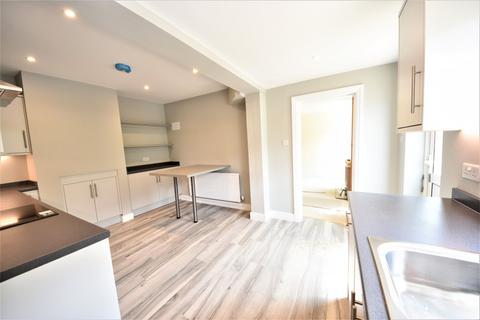 3 bedroom semi-detached house to rent, Princes Road, Bourne End, SL8