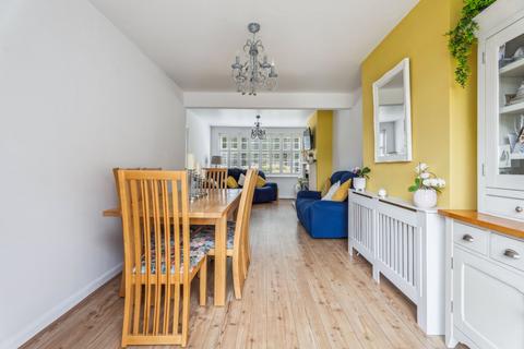 5 Boundary Place, Wooburn Green, High Wycombe, HP10 0DR