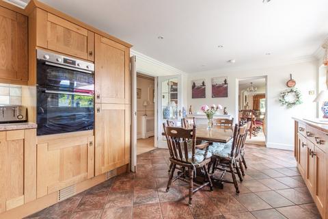 5 bedroom detached house for sale, Drayton