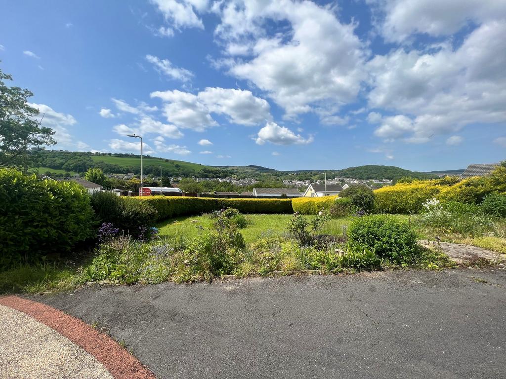 Mill View Estate, Maesteg, Bridgend.... 2 bed bungalow £210,000