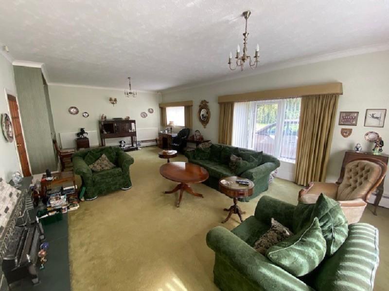 Willow Way, Baglan, Port Talbot... 4 bed detached house £280,000