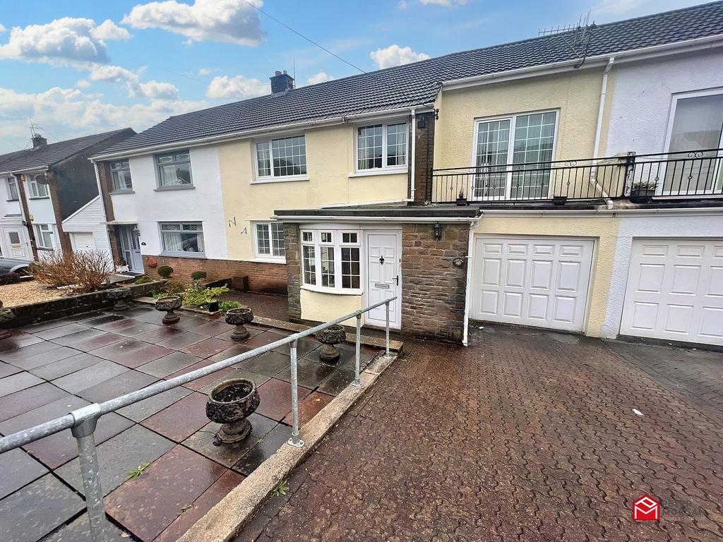 Maesteg Road, Llangynwyd, Maesteg, Bridgend. CF34 9SN 4 bed terraced